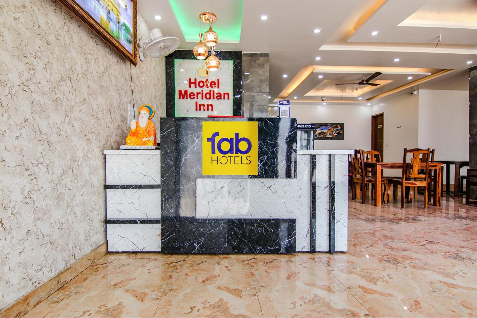 Fabhotel Meridian Inn Mohali エクステリア 写真
